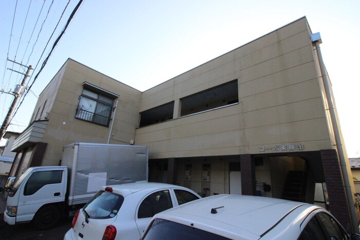コ－ポ東勝山の物件外観写真