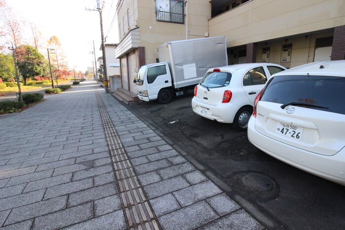 コ－ポ東勝山の物件外観写真