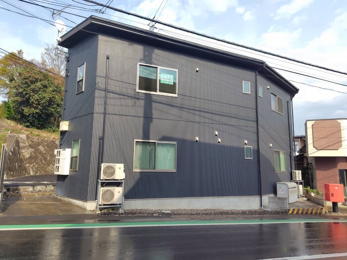 エスポワール真栄の物件外観写真