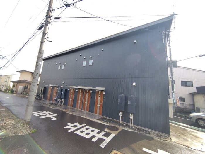 エスポワール真栄の物件外観写真