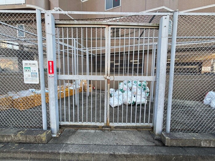 ＹＳＫコーポ卸町の物件外観写真