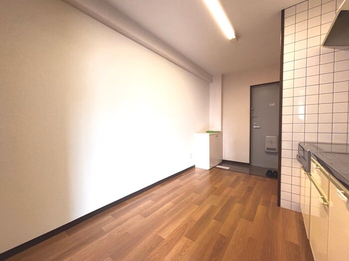 ＹＳＫコーポ卸町の物件内観写真