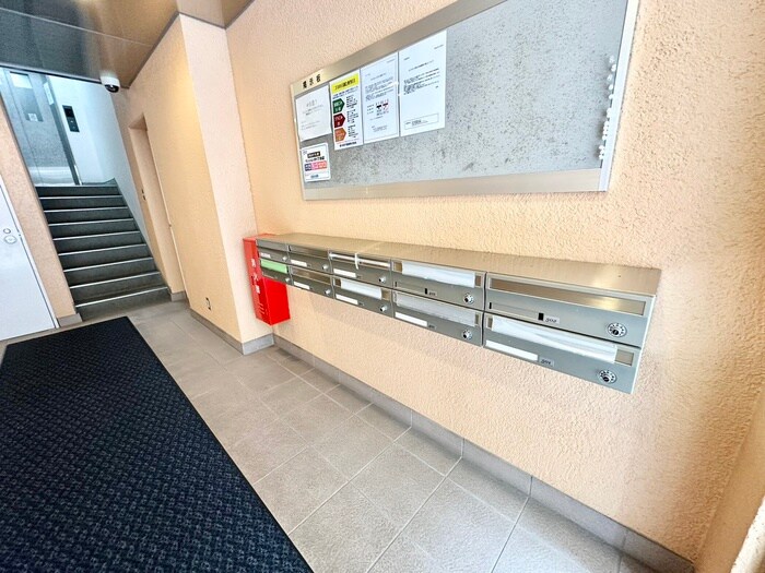 レジデンス勾当台の物件外観写真