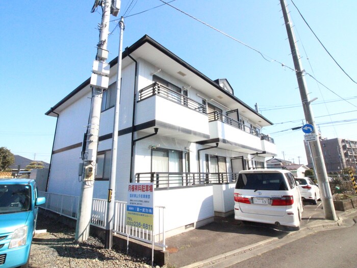 スタンドバレーの物件外観写真