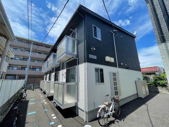 サムズアップⅠの物件外観写真