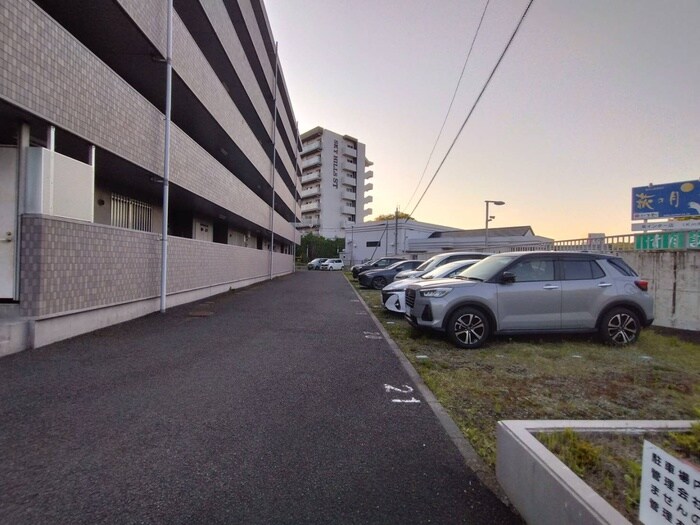 アルバ市名坂の物件外観写真