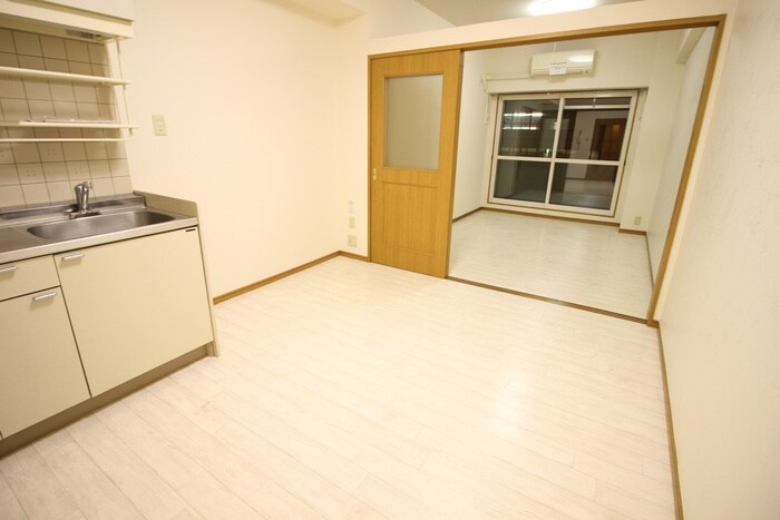 グラニットビルの物件内観写真