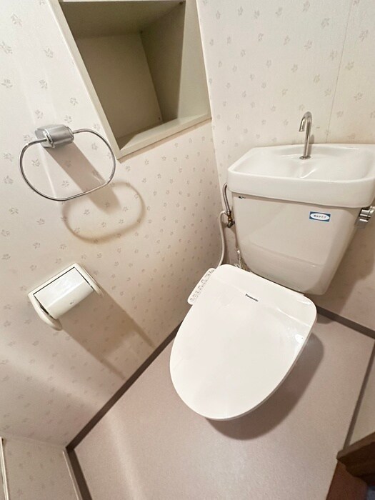 ファミリエール宮城野　西館の物件内観写真