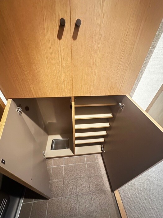 ファミリエール宮城野　西館の物件内観写真