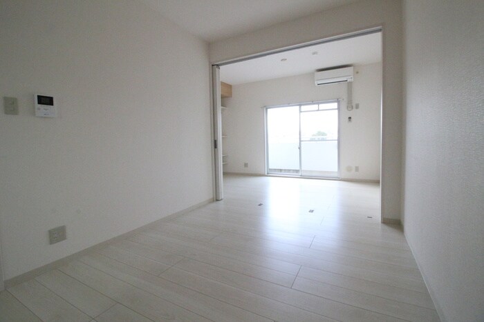 ロイヤルヒルズ成田町の物件内観写真