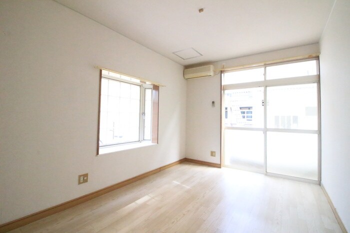 ホワイトキャッスル１１番館の物件内観写真