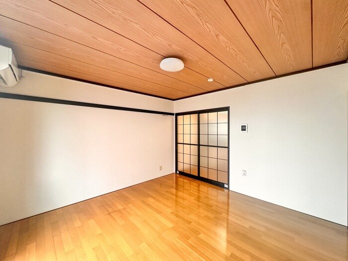 シャトルサトーの物件内観写真