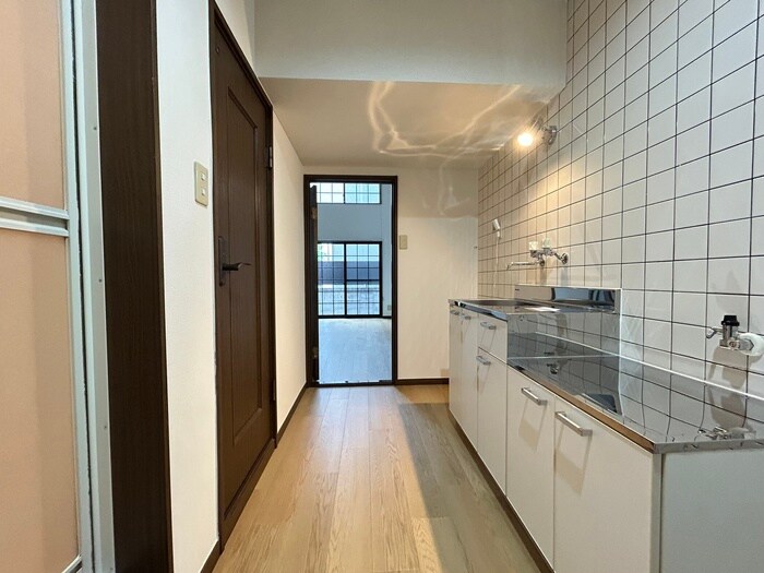 ホワイトキャッスル鈴雄Ａ棟の物件内観写真