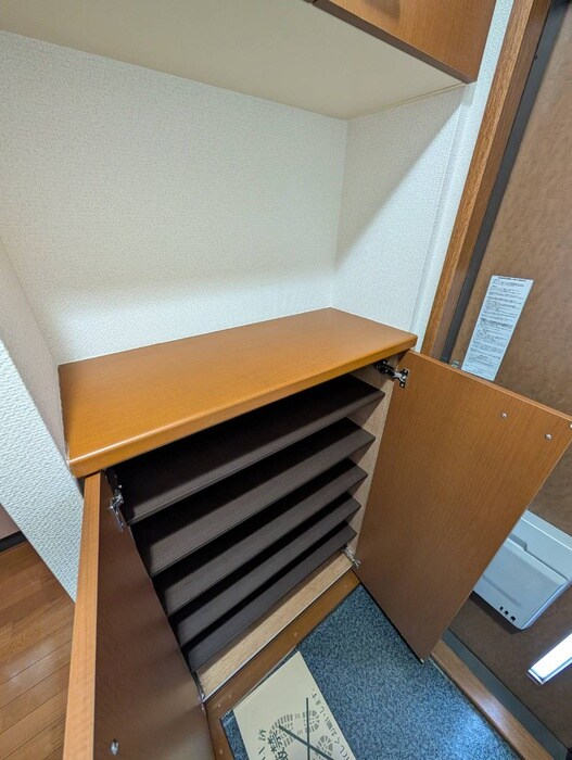 コーポスズキ中倉の物件内観写真