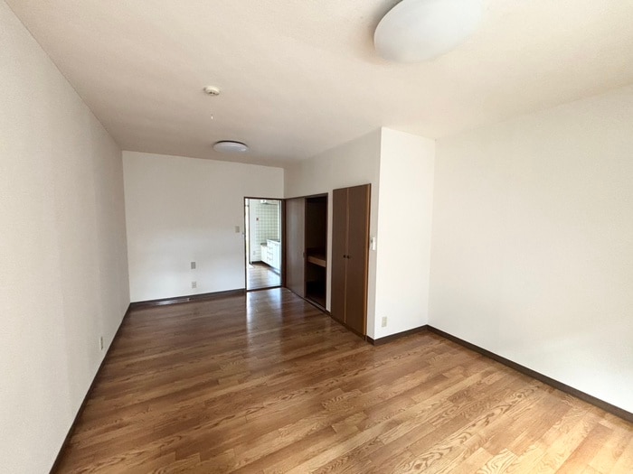 出花レジデンス郷家A棟の物件内観写真