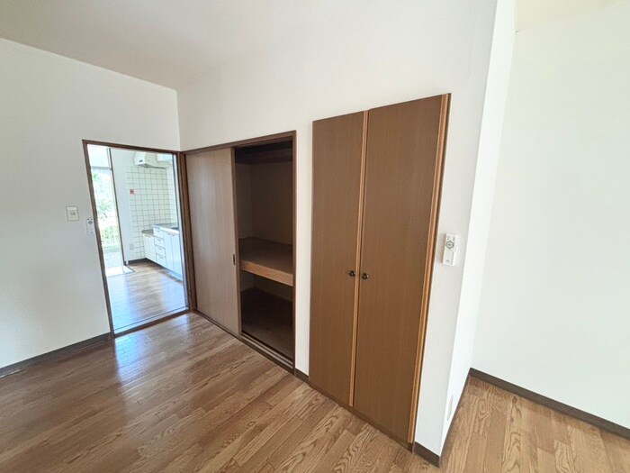 出花レジデンス郷家A棟の物件内観写真