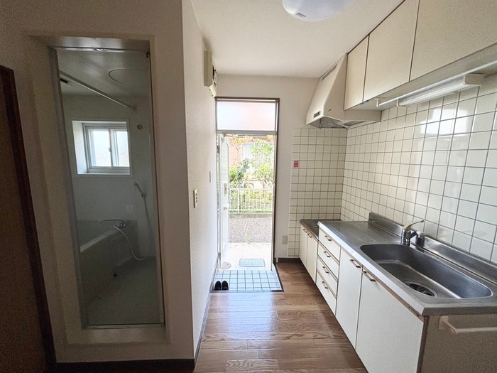 出花レジデンス郷家A棟の物件内観写真