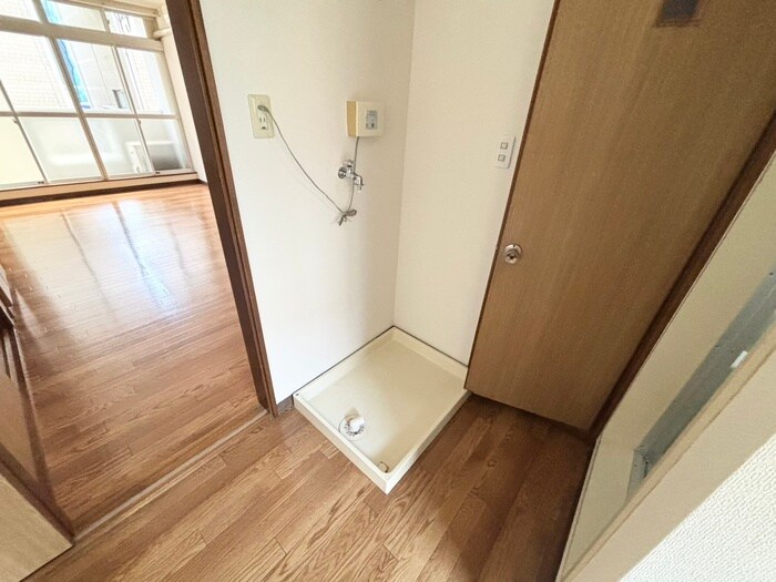 出花レジデンス郷家A棟の物件内観写真