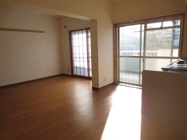 ルミナス南光台東の物件内観写真