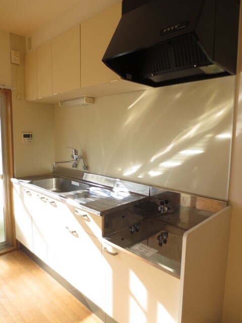 ルミナス南光台東の物件内観写真