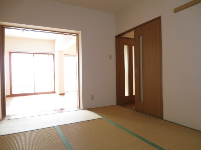 ルミナス南光台東の物件内観写真