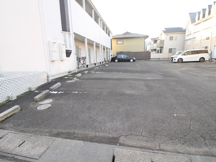 ﾎﾜｲﾄｷｬｯｽﾙ六丁の目ﾋﾞﾚｼﾞA棟の物件外観写真