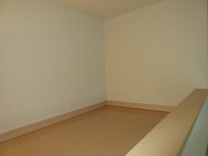 ﾎﾜｲﾄｷｬｯｽﾙ六丁の目ﾋﾞﾚｼﾞA棟の物件内観写真