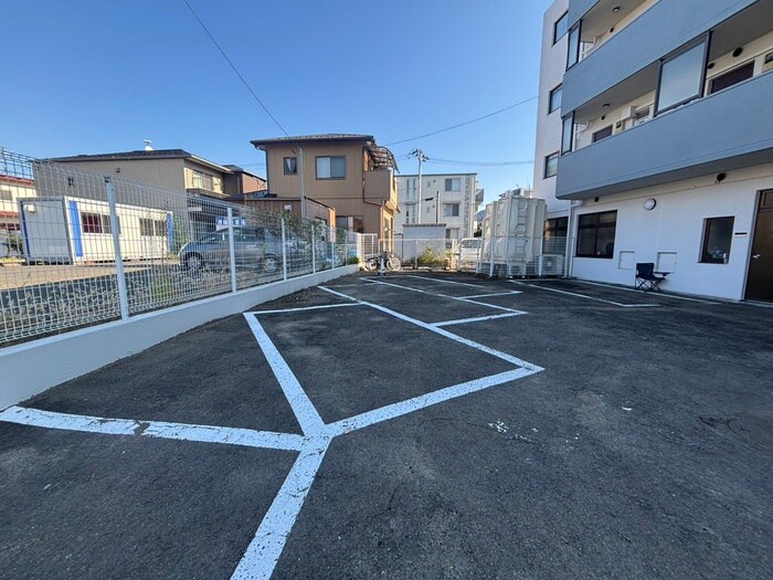 エミリービル卸町の物件外観写真