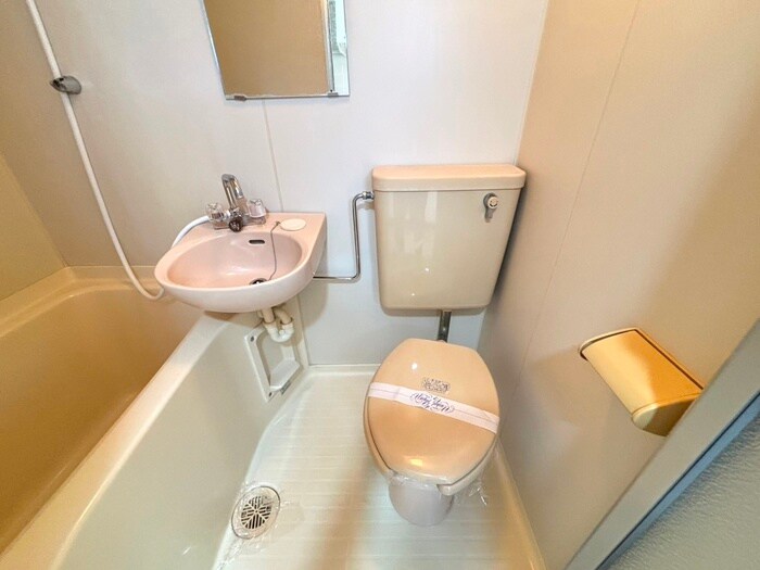 エミリービル卸町の物件内観写真