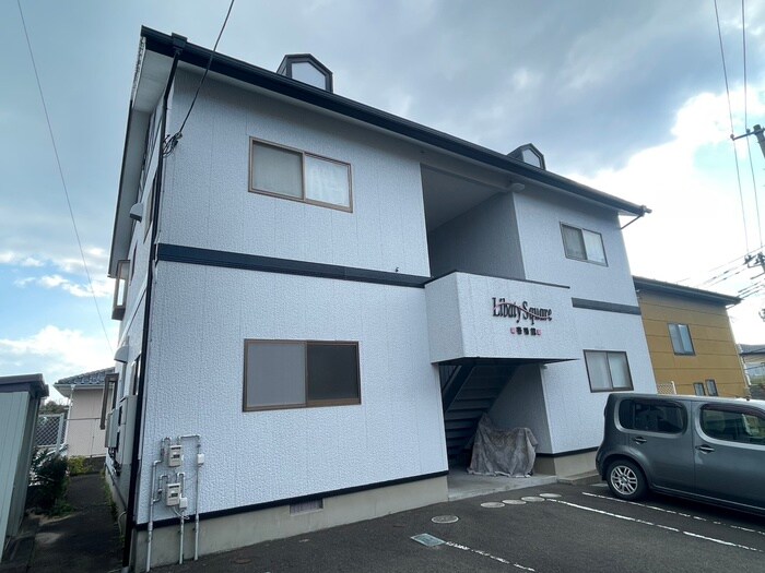 Ｌｉｂａｔｙ Ｓｑｕａｒｅの物件外観写真
