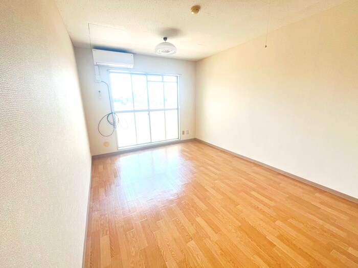 サンライズ志波町の物件内観写真