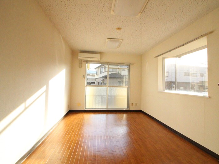 サンライズ志波町の物件内観写真