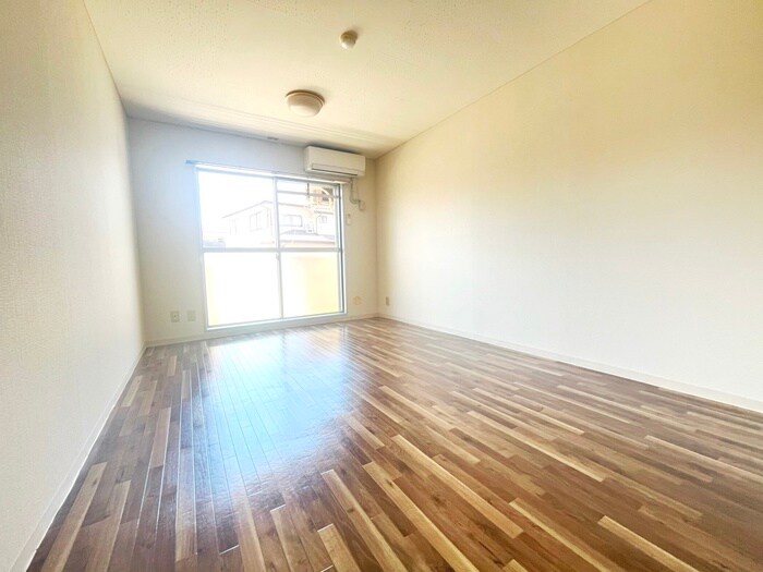 サンライズ志波町の物件内観写真