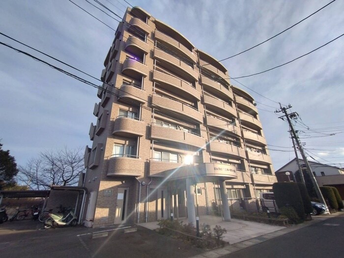 ロイヤルアニバーサリー楢町の物件外観写真