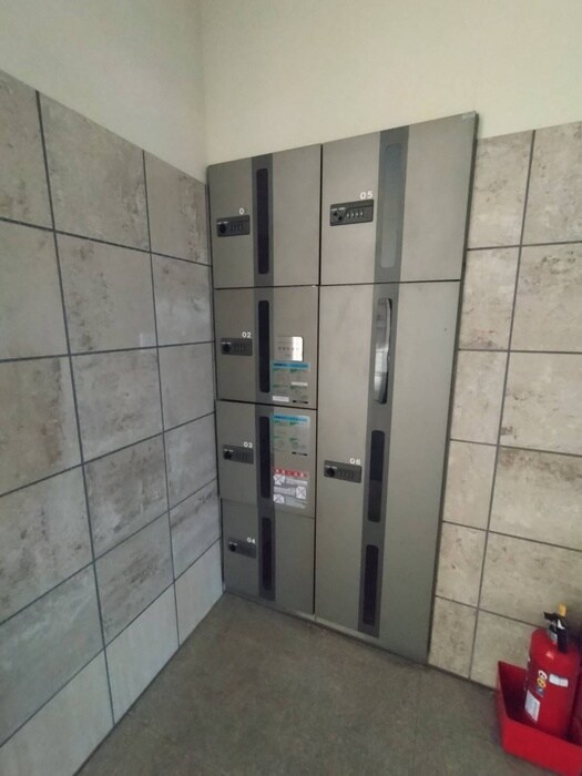 ロイヤルアニバーサリー楢町の物件外観写真