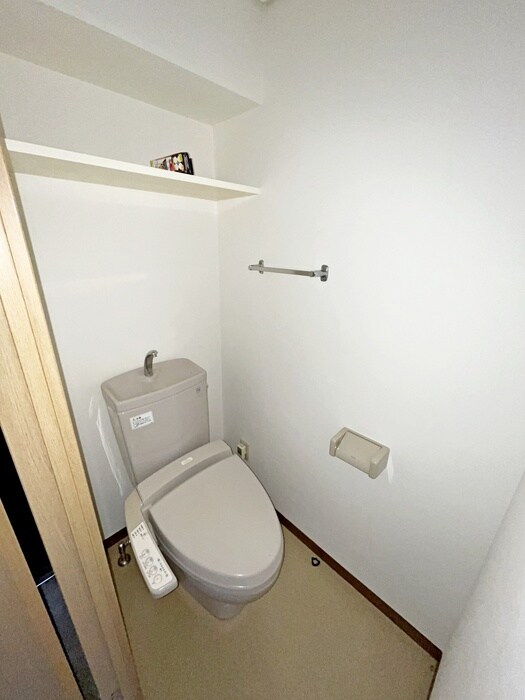 ロイヤルアニバーサリー楢町の物件内観写真