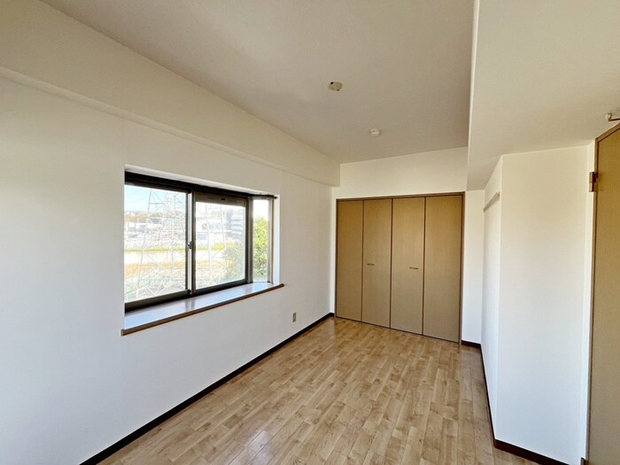 ロイヤルアニバーサリー楢町の物件内観写真