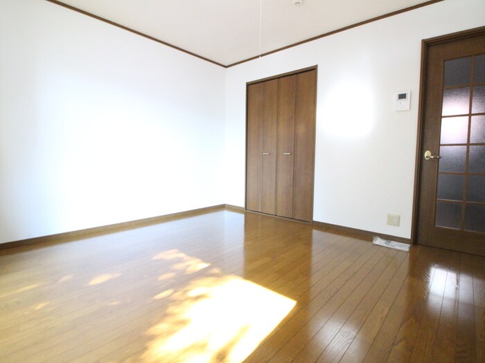 サンパーク黒澤の物件内観写真