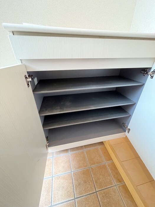 シャトレ菊ヶ岡Aの物件内観写真