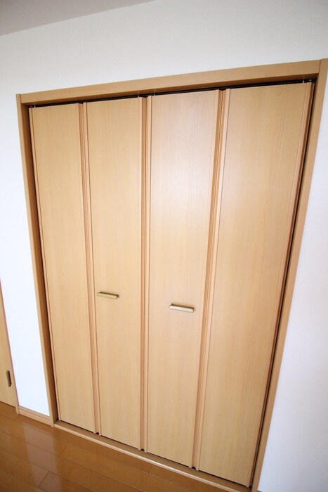 ｱﾌｫﾘｽﾃ-ｼｮﾝ新田東 ｳｴｽﾄの物件内観写真