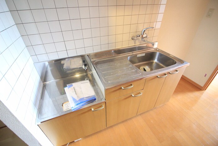 ｱﾌｫﾘｽﾃ-ｼｮﾝ新田東 ｳｴｽﾄの物件内観写真