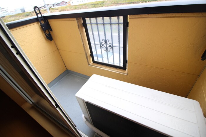 ｱﾌｫﾘｽﾃ-ｼｮﾝ新田東 ｳｴｽﾄの物件内観写真