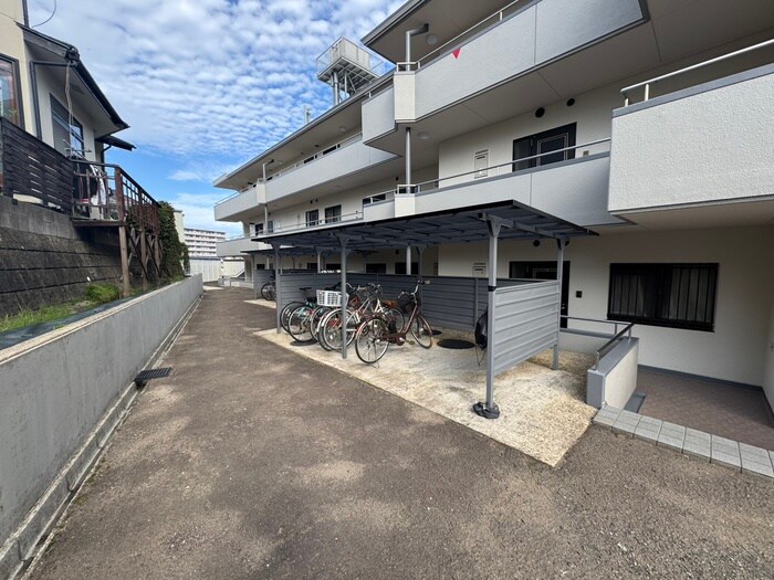 メゾンドール貴富称の物件外観写真