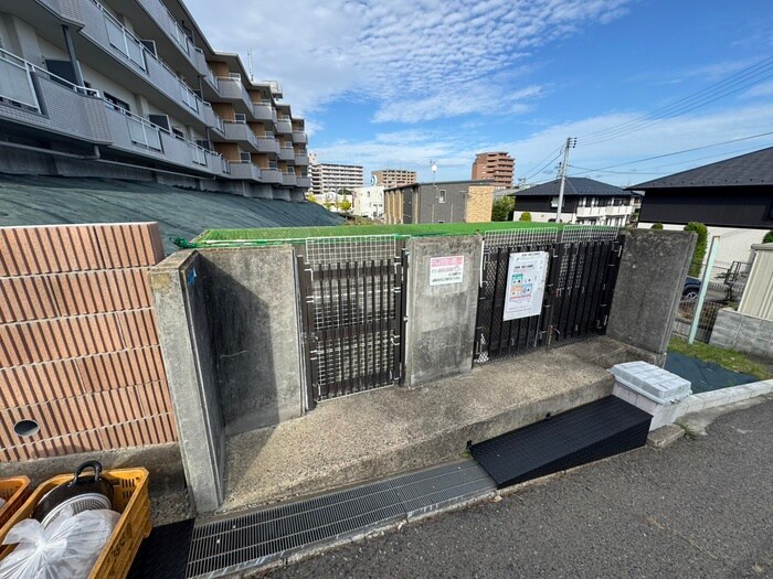 メゾンドール貴富称の物件外観写真