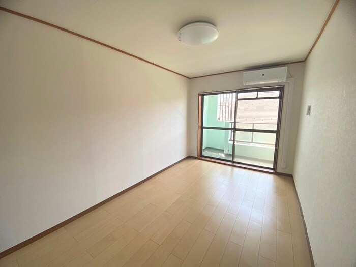 シャイニングプラザ佐竹の物件内観写真