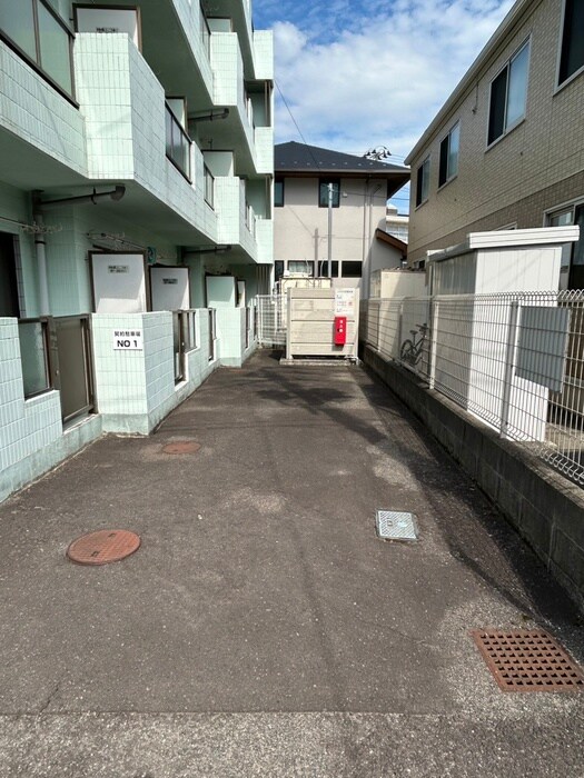 シャイニングプラザ佐竹の物件外観写真