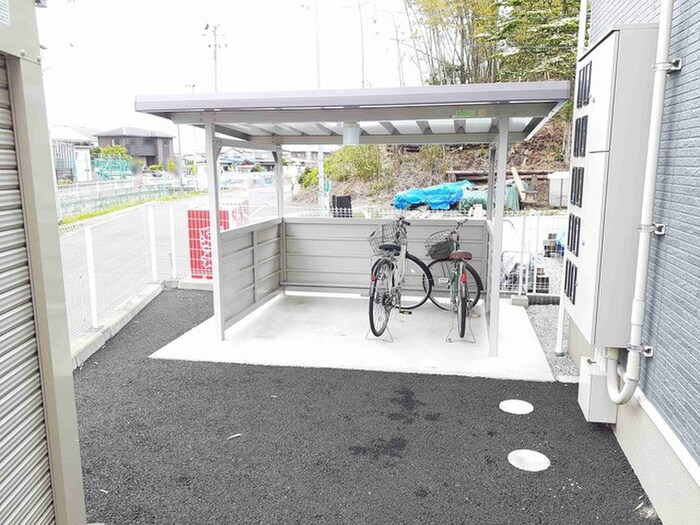 アリエールVの物件外観写真