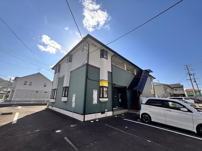 スワンハイツの物件外観写真