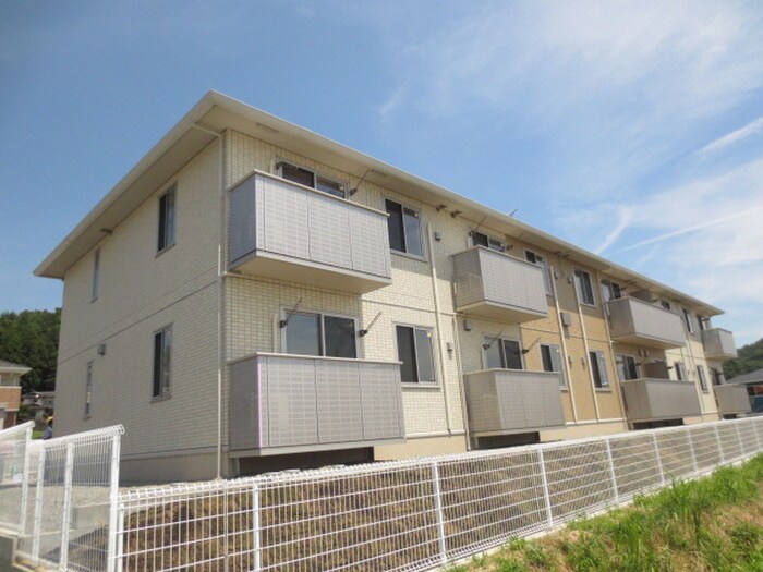 ノースアートヒルズの物件外観写真