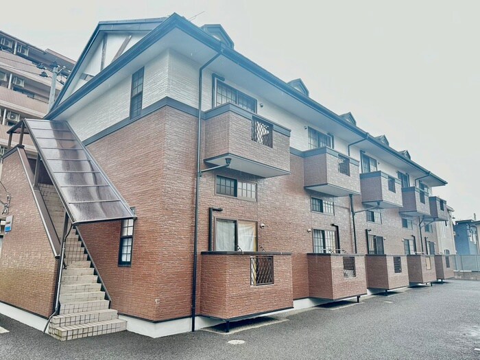 ツインフォレストの物件外観写真